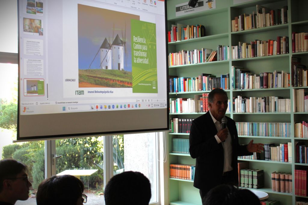 Buchpräsentation: Resiliencia. Camino para transformar la adversidad